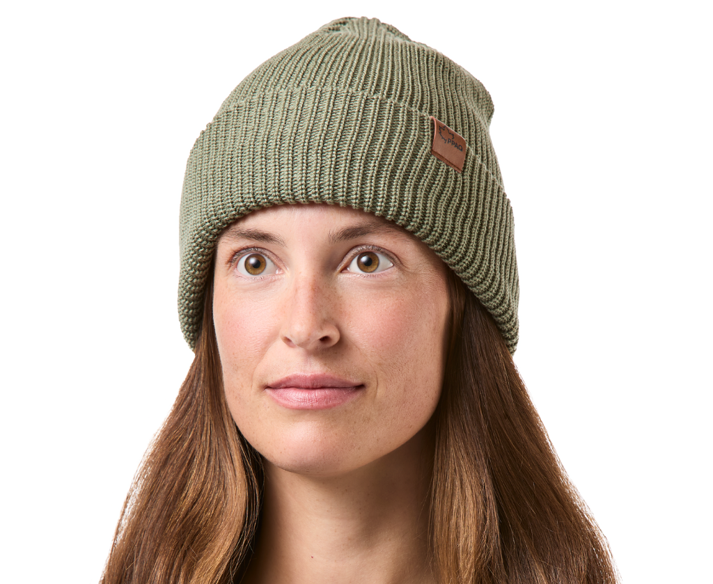 Producteurs et productrices acéricoles du Québec - 914 Tuque à rebord côtelée (sauge) - ECCF. ECCF282 (AVG)